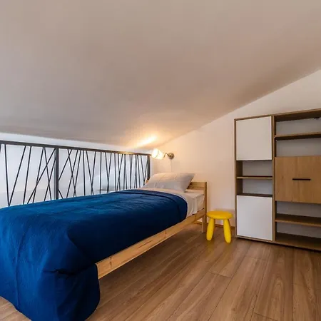 Villa Roza, Zminj Krizanici